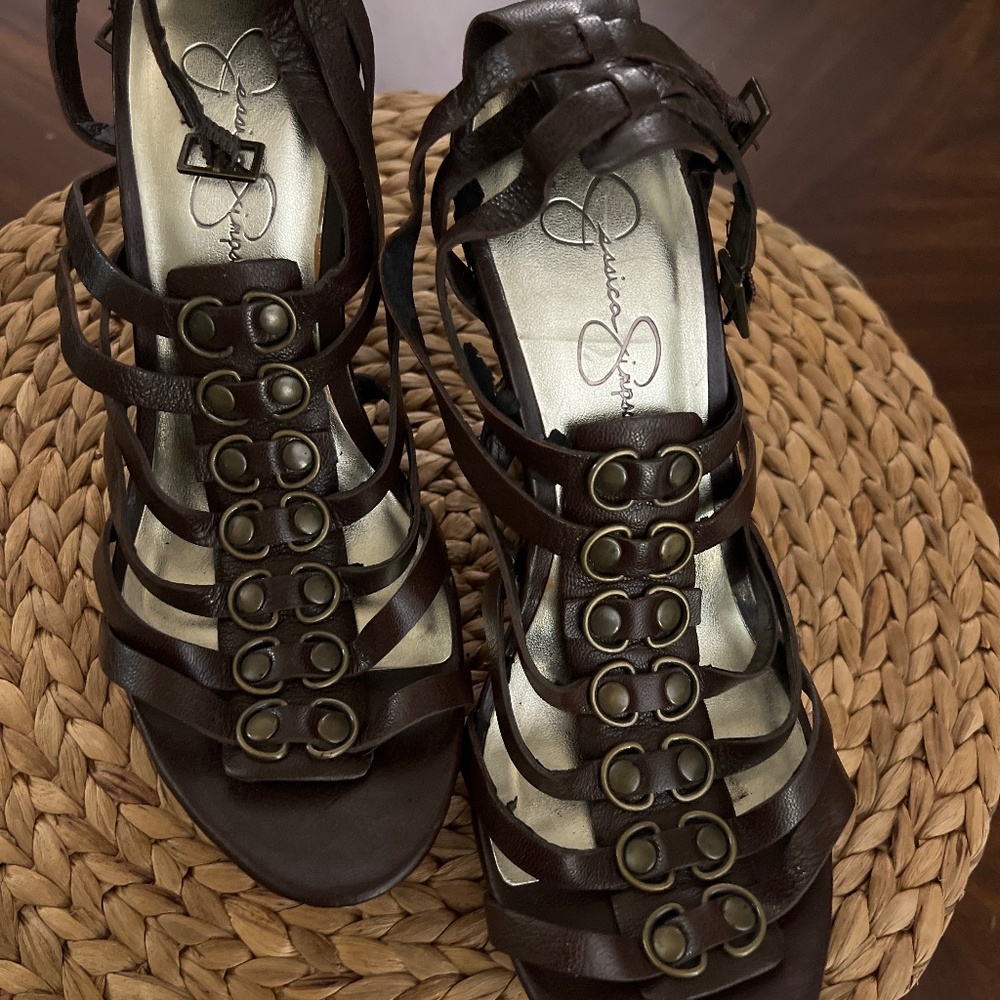 Jessica Simpson wooden brown wedge